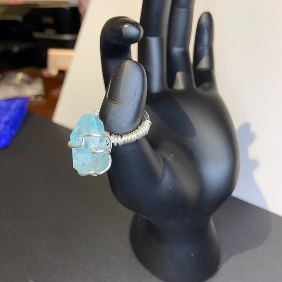 Light Blue Crystal Size 7 Wire Ring - Picture 7 of 7